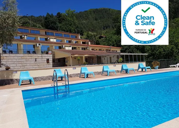 Hotel Lagoa Azul Do Geres photo