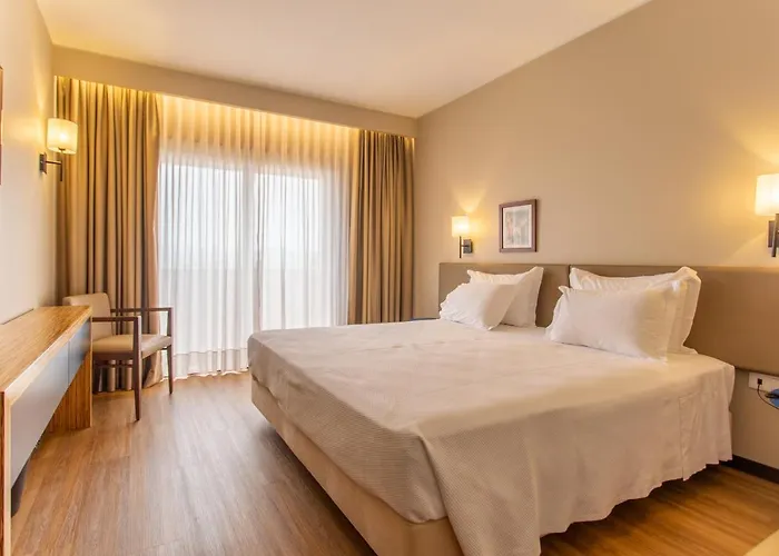 Nova Cruz Hotel Santa Maria da Feira photo