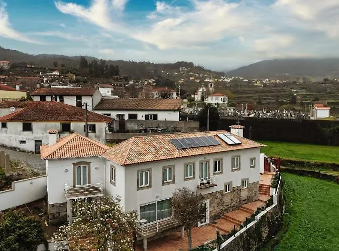 Coliving The Valley: Digital Nomad Retreat with Coworking Space Vale de Cambra photo