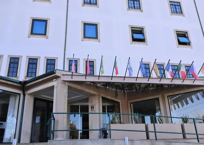 Hotel Santhyago Trofa photo