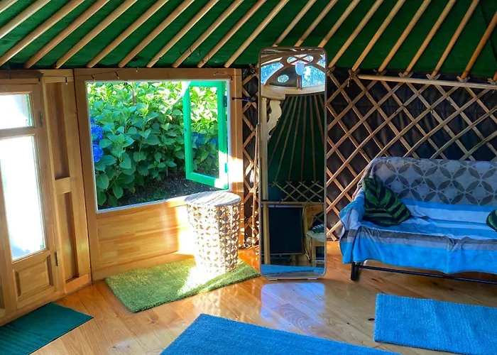 Photo de Panoramic Yurt - Naturviana Portela Susa