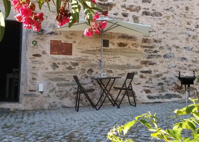 Photo de Villa Casas De Xisto à Mogadouro 